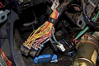 Замена стартера в автосервисе Санрено